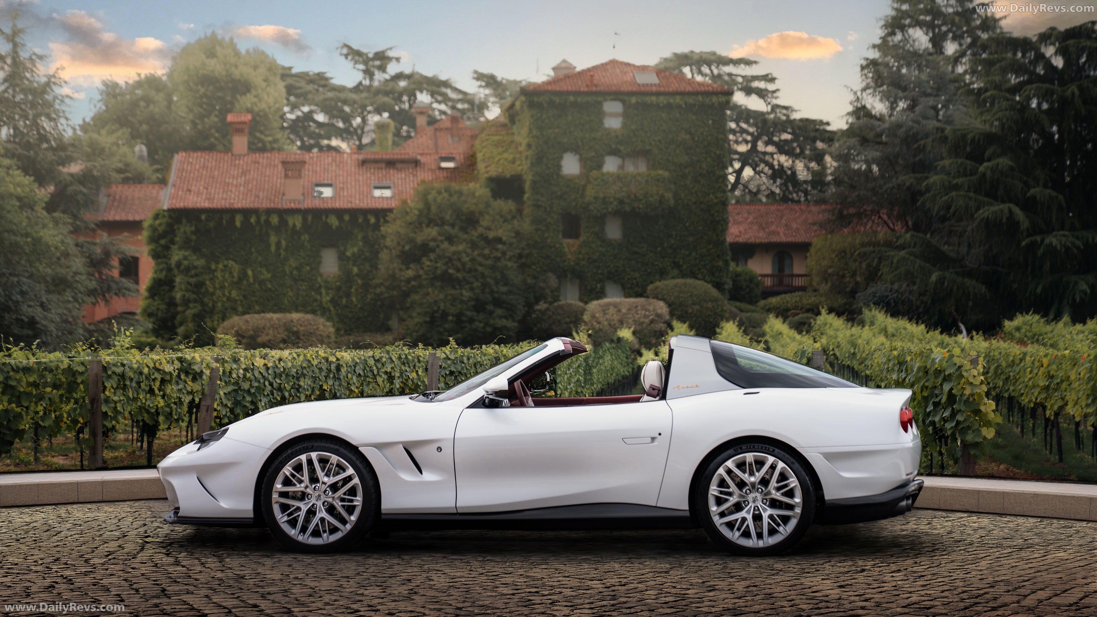 2027 Touring Superleggera Veloce12 Aperta Side View
